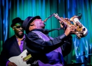 开云体育开云官网-正路深积连败，球员士气严峻考验，足球正路什么意思