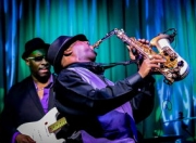 开云体育开云官网-正路深积连败，球员士气严峻考验，足球正路什么意思